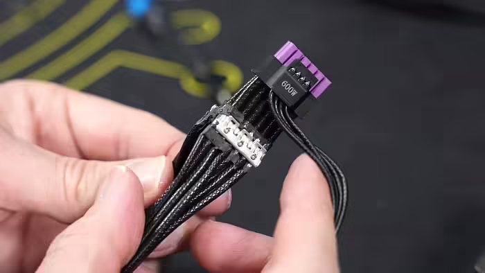 Полезность кабеля ASUS ROG Equalizer оказалась под вопросом — иллюстрация